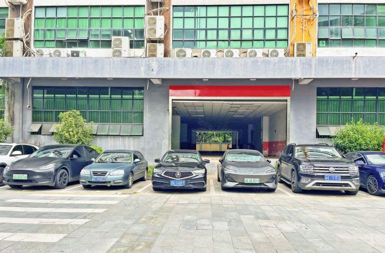 （实拍）南山西丽大学城一楼1680平 前后通 行业不限