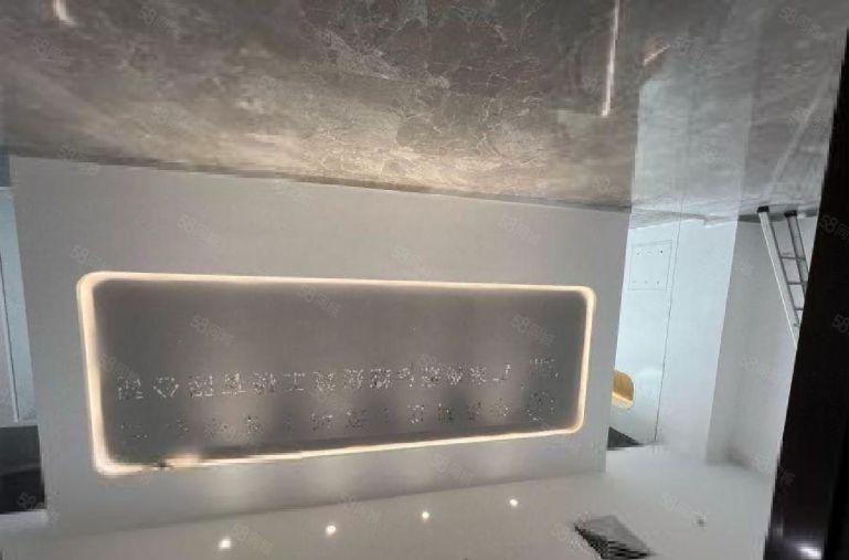 南山科技园地铁口188平2加1格局370平精装红本办公室出租