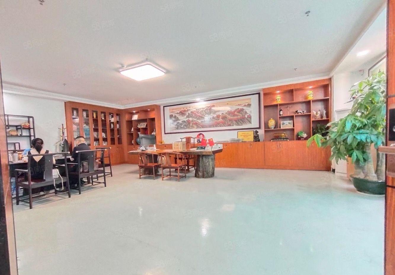 地铁13号线沿线 900平精装修办公厂房出租 可分租