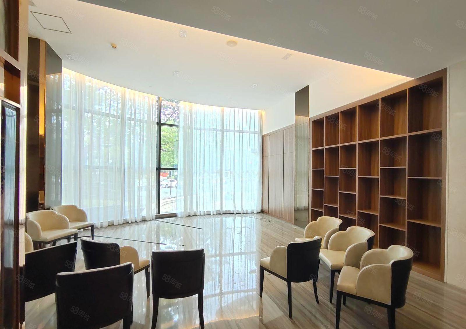 桃园地铁口跃式一拖二1375平适合教育培训书吧咖啡门诊部社康