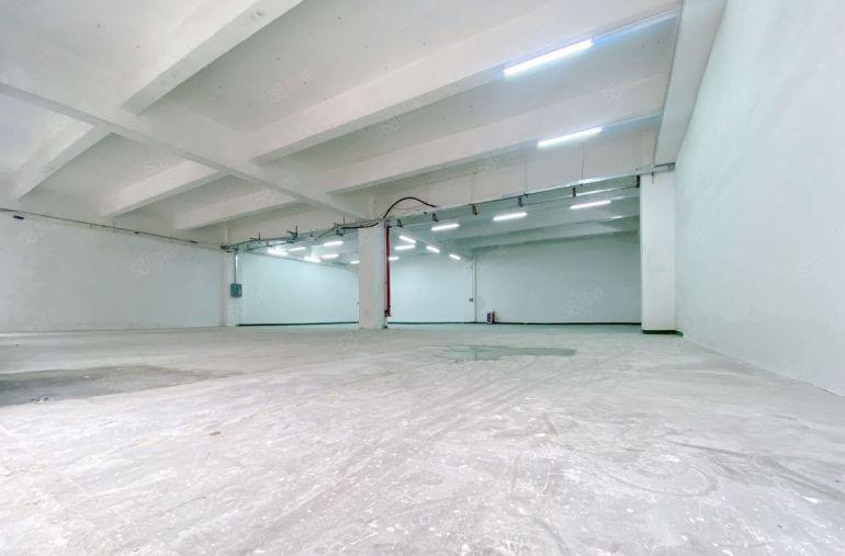 层高5米 南山西丽大学城有一楼700平 可以分一半