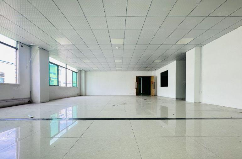 300平起西丽地铁站原房东5000平精装修厂房出租一楼仓库