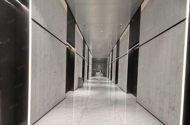 南山地铁口办公室220平方出租甲级写字楼21豪华装修带家私