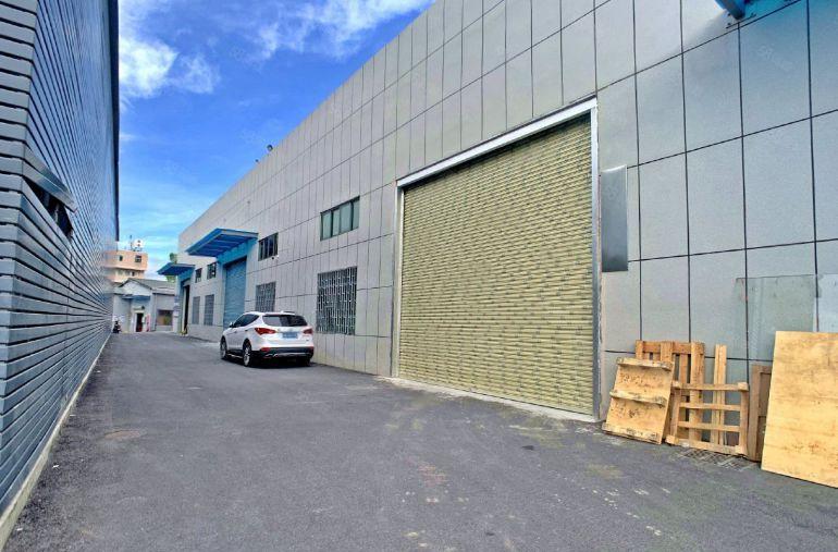 南山一楼独门独院1800平 带宿舍 行业不限