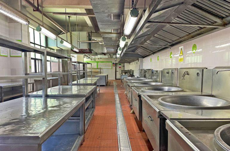 南山中央厨房场地一楼1600平方 现已空出