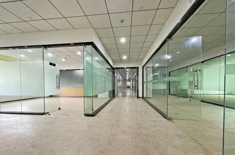 南山西丽 现成电商直播整层1250平方33元平 行业不限