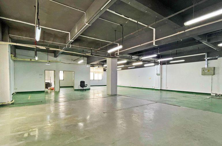 南山西丽 厂房 408平 带现成空调 租金便宜