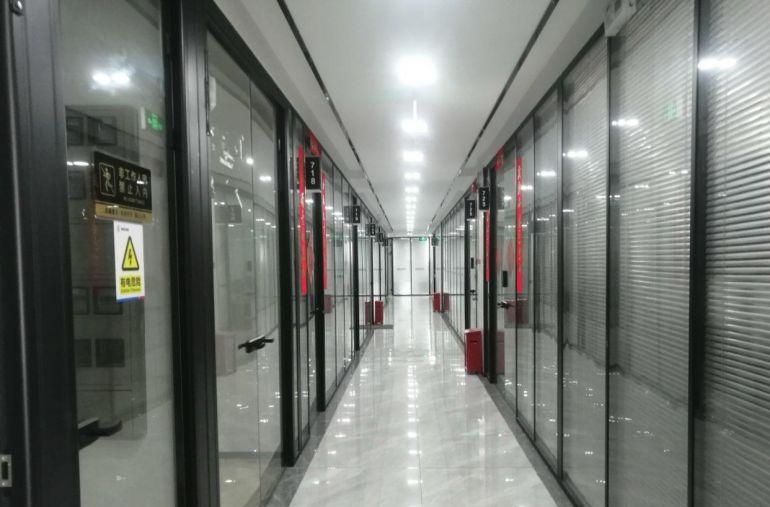 蛇口自贸区东角头两千平厂房整层出租