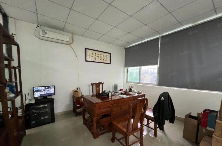 宝安兴东原房东楼上2000平红本精装办公室仓库厂房出租可分租