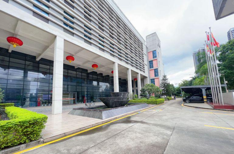 南山科技园原房东厂2000平方 500平起租 带精装修 光电