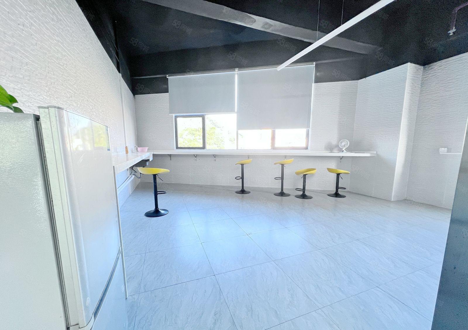 南山西丽精装890平家具齐全可分租 毛胚均有 33元起租