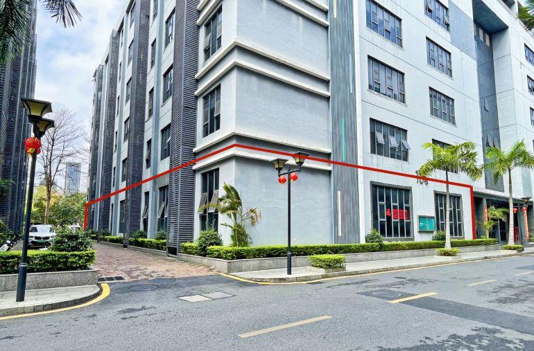 南山区研发厂房 一楼和二楼单层1365平 行业不限