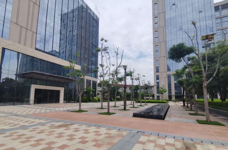 降价200平南山西丽茶光地铁口5万平工业园厂房出租办公室仓库