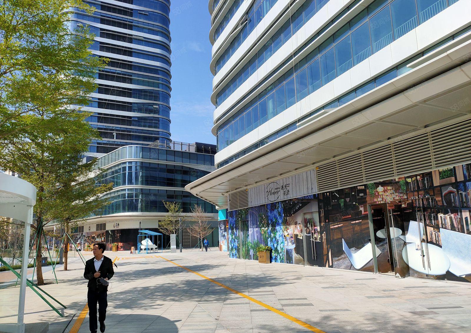 福田地铁口全新写字楼100平至2000平方大小面积出租带装修