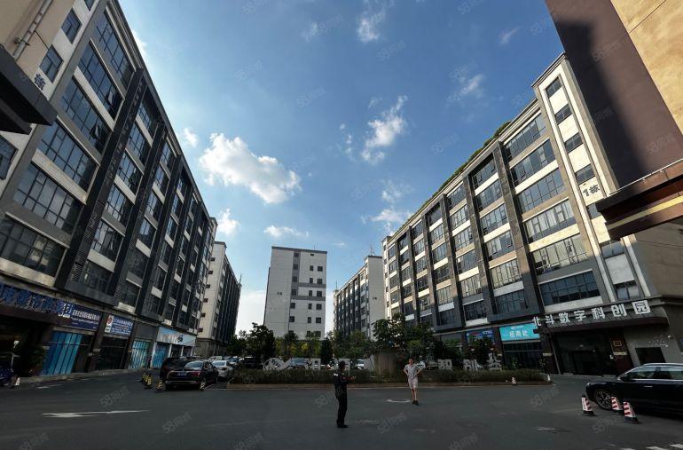 南山科技园楼上200到500平米精装修办公研发型厂房出租