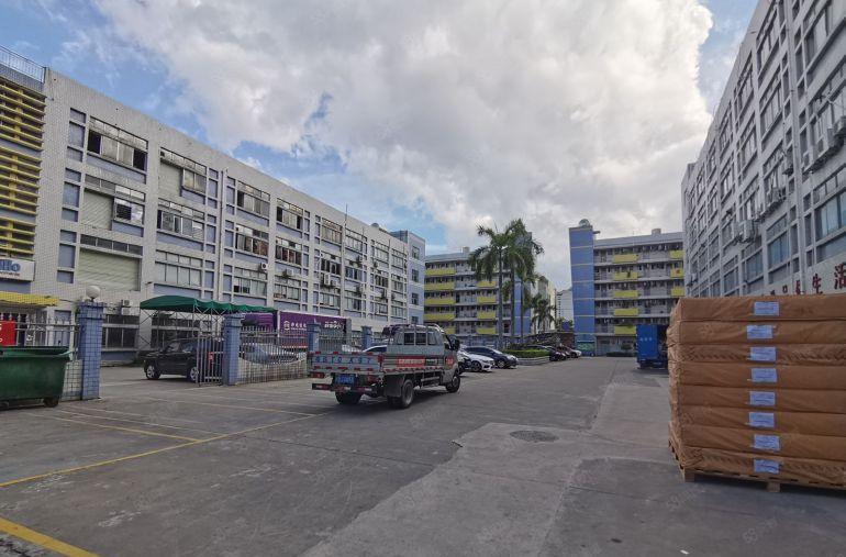 平湖华南城小面积200平500平1000平厂房出租仓库分租