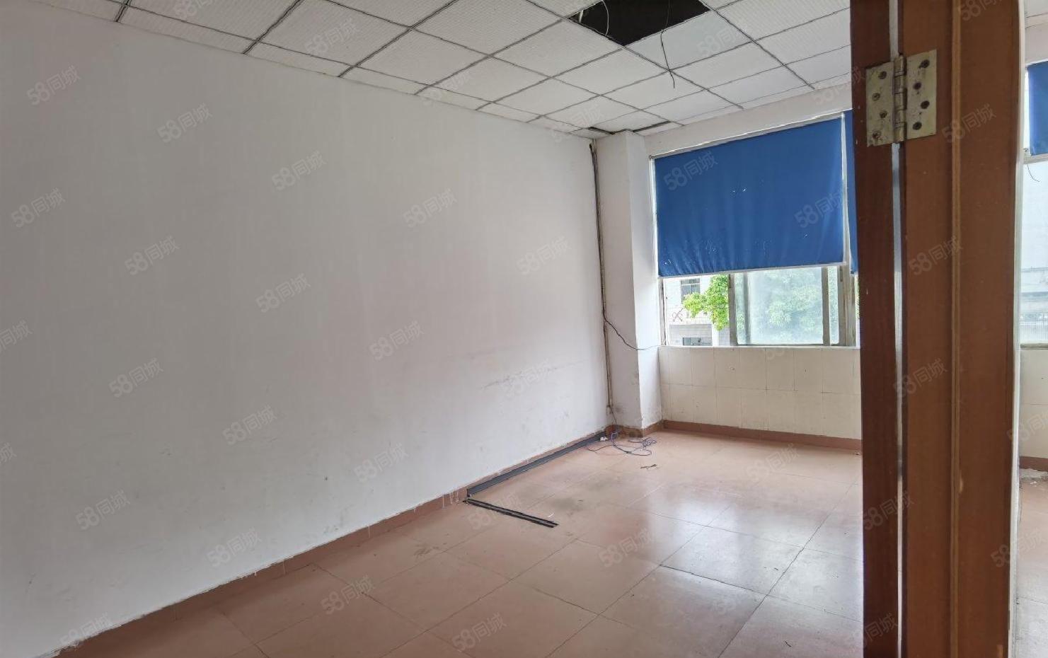 龙华牛湖主干道边 独院仓库出租500平方，滴水6米带装修