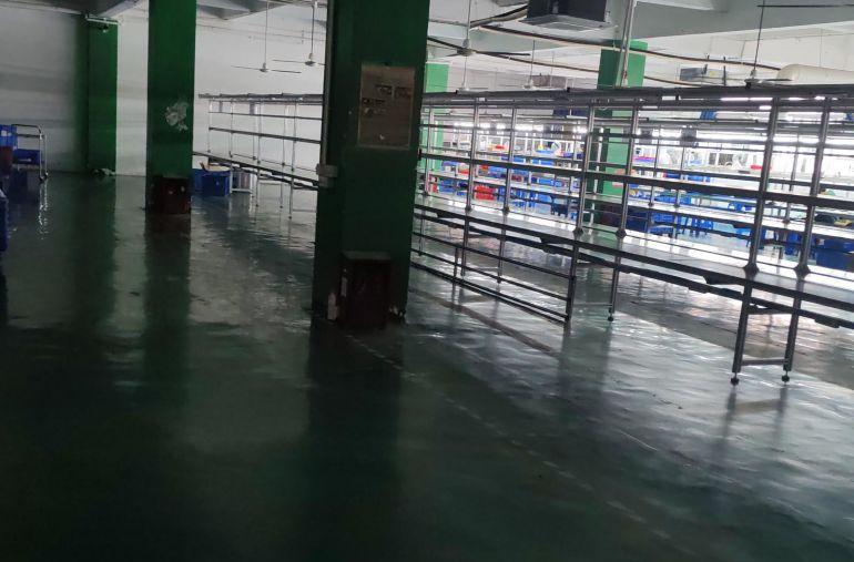 11号线桥头附近精装修厂房3500平可分租