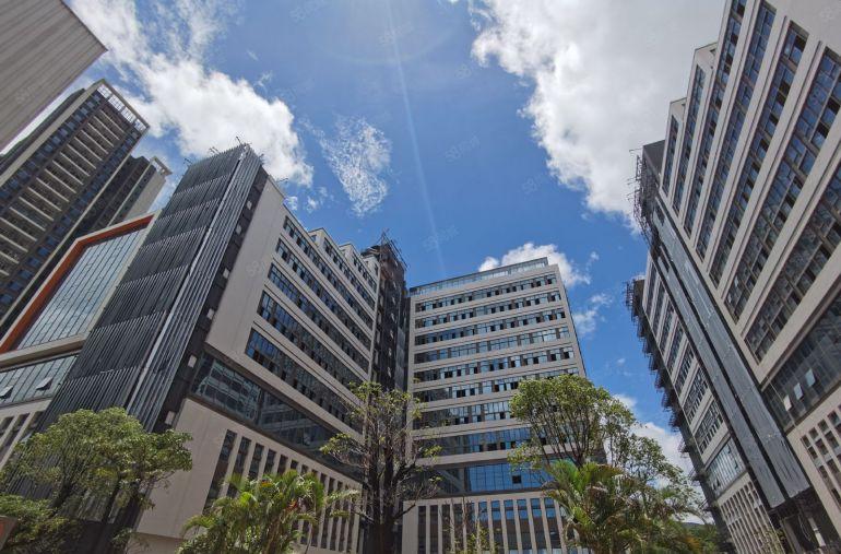 龙岗地铁口新型高标厂房大净高大荷载 四面环山带露台 业主直租