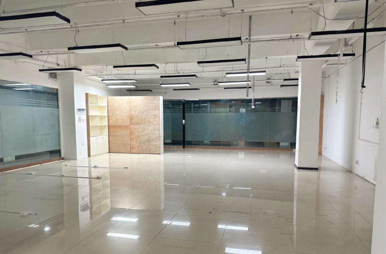 蛇口工业区厂房出租60~500平仓库办公地铁口12号门口物业