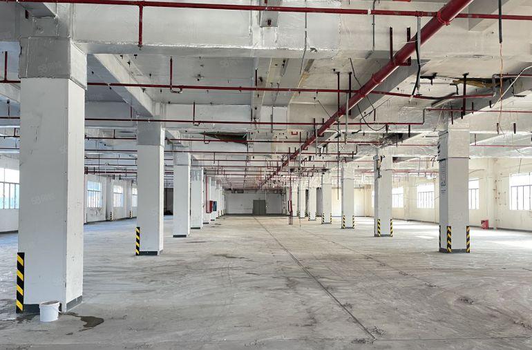 南山西丽地铁口小独栋厂房 ，适合办公，加工