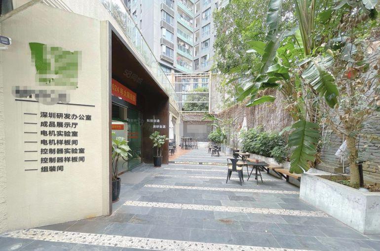 独门独院 带大院子1600平 精装带阁楼 办公展厅设计