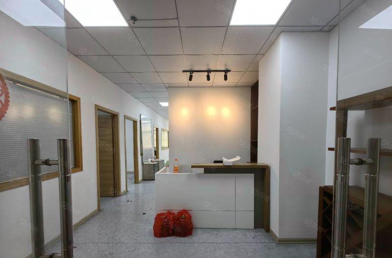 蛇口厂房出租 176平米 8800元 3个隔间 精装修