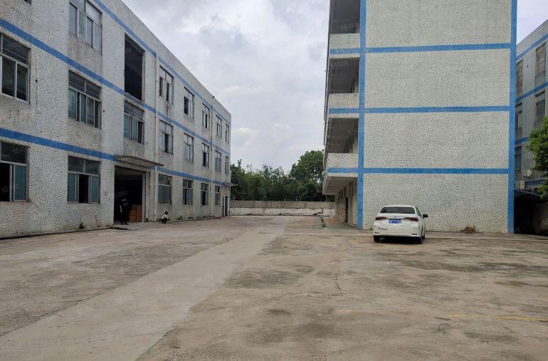 松岗大田洋工业区新出独门独院厂房3000平出租可办环评可分租