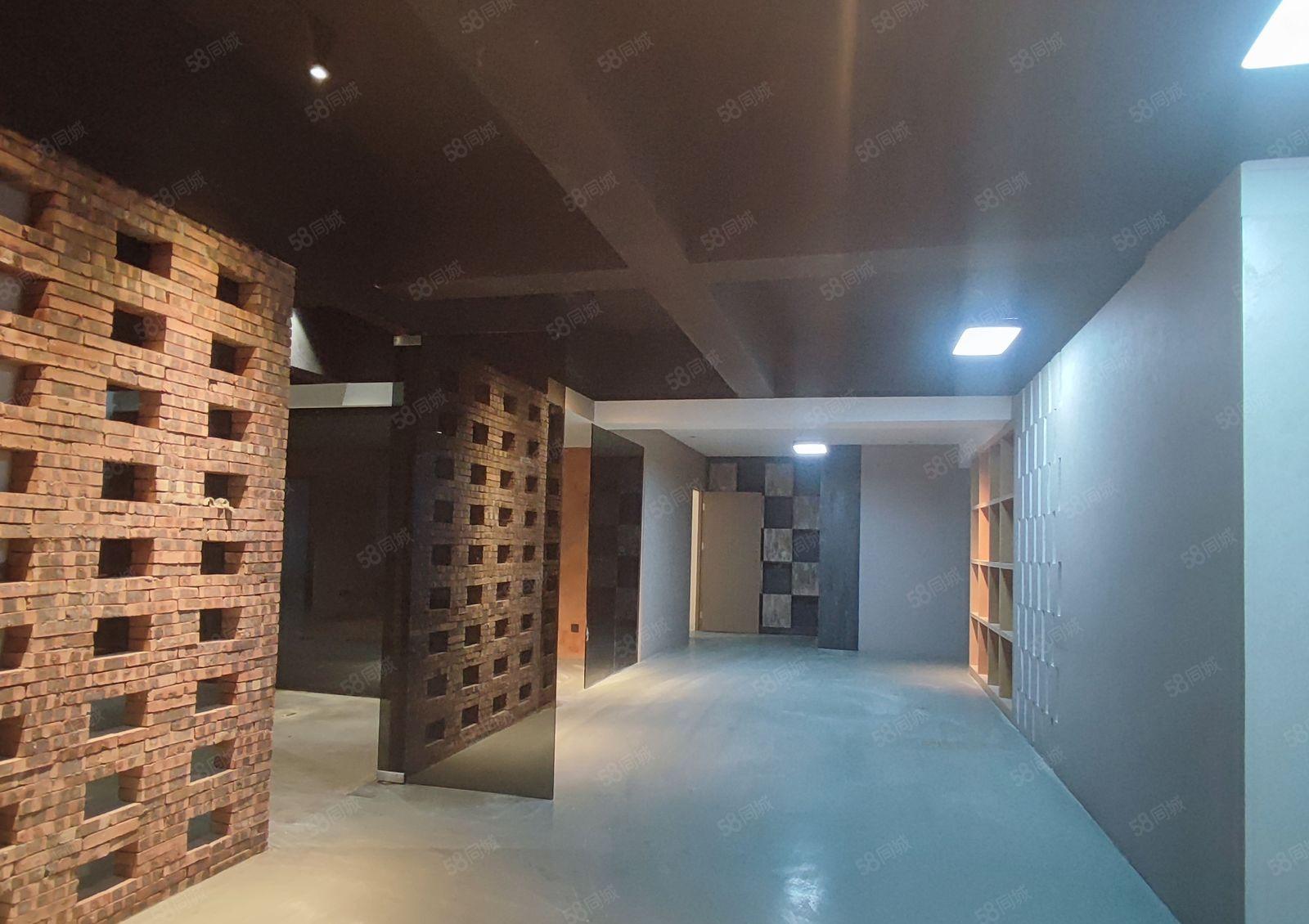 深大站 金汇球大厦600平精装 租金40元 适合研发电商仓库