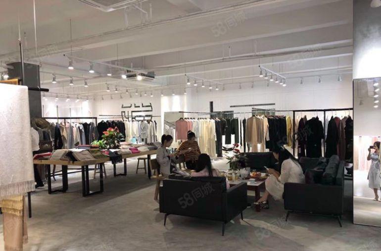 蛇口医院附近 一楼有1800平米物业出租 可分租 公司物业