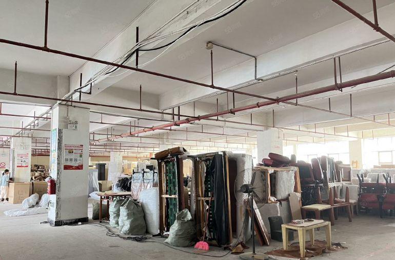 南山双高速口独院一楼厂房，原房东，实用面积大。