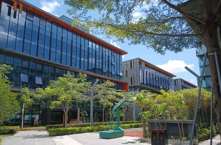 25元石岩靠近南山地铁站附近高新产业园厂房出租总面积3万平米