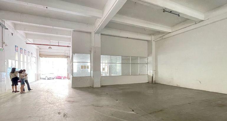 城地铁口700平临街可做商铺汽修展厅配等