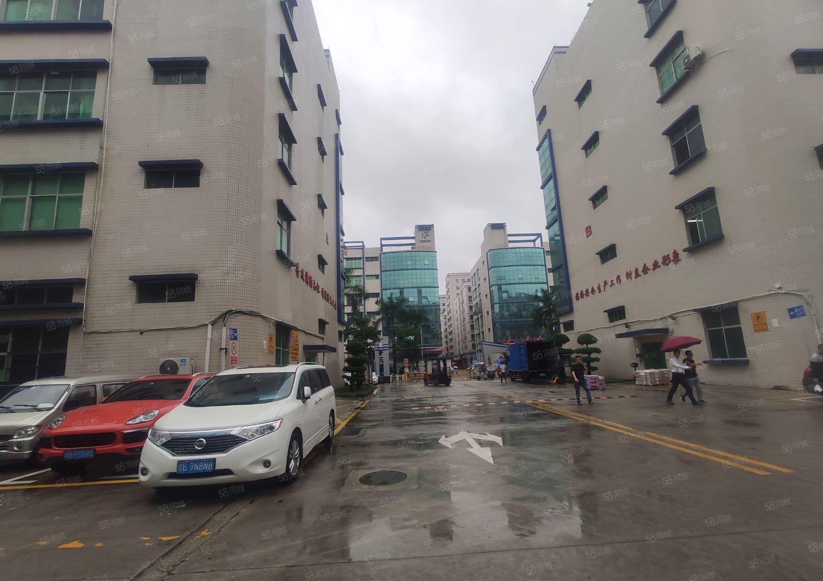 观澜靠近坂田1400平花园式厂房五和大道旁。形象优美。空地大