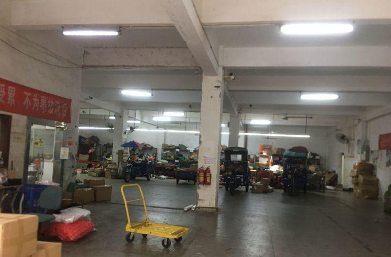 出租布吉下水径大排工业区一楼厂房