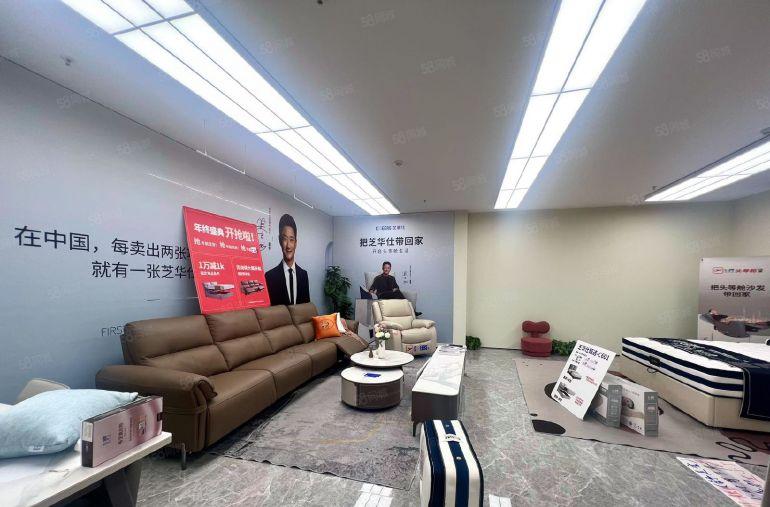 西丽留仙洞总部基地 新出880平整层豪装直播室 装修非常靓