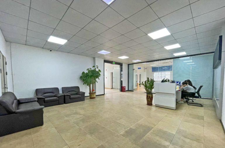 南山西丽厂房 带装修 整层1780平方原房东出租