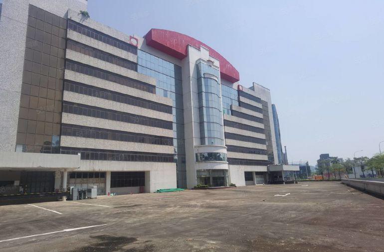 空地超大！横岗盐田原房东超低价仓库1080平可分厂房出租