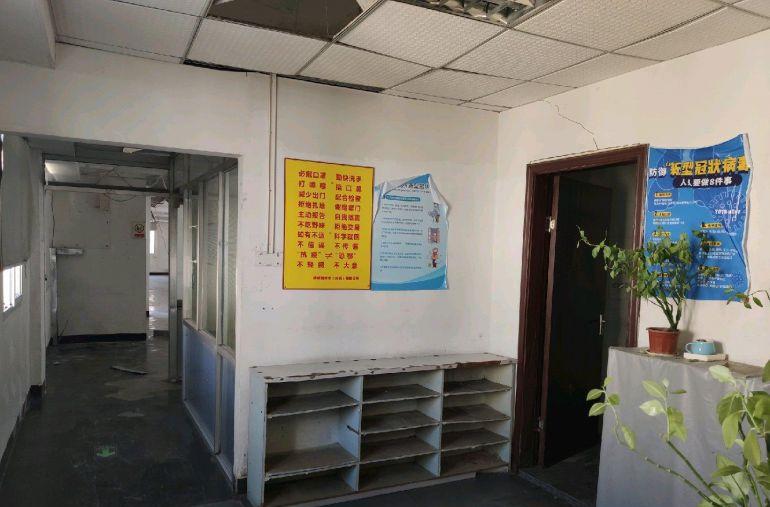 独门独院村委厂房，带装修。