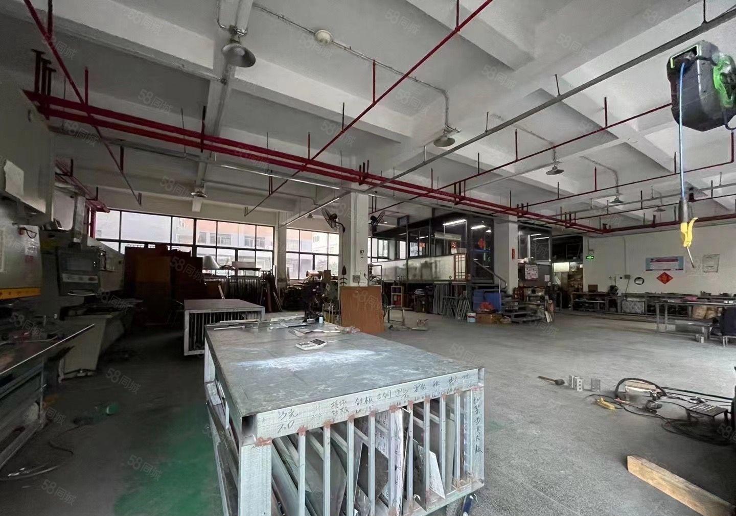 西丽一楼厂房700平 临路进出车方便 汽修 展厅  不限行业