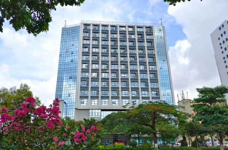 南山科技园西丽厂房出租8楼268平研发办公医疗电商办公室出租