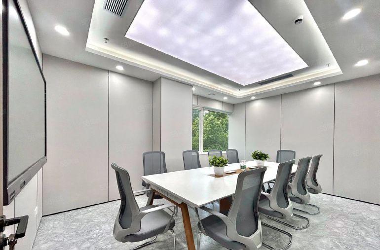 50平起租南山科技园地铁口楼上200平豪华装修厂房办公室出租