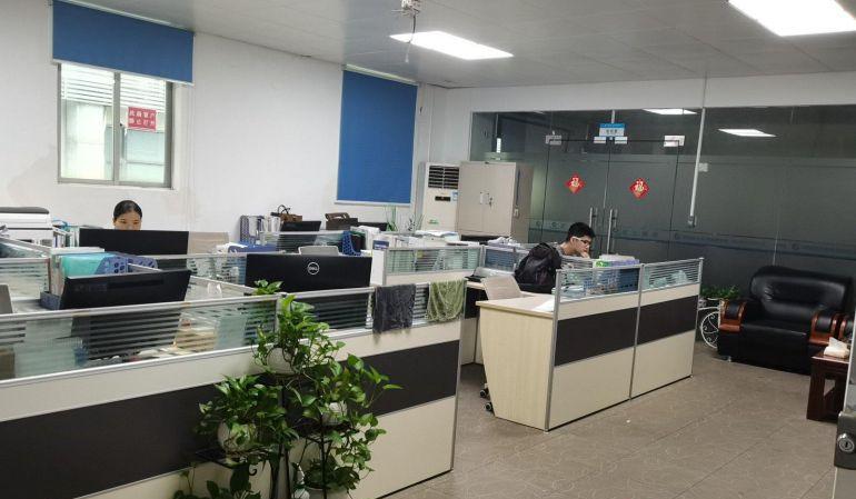 精装修领包办公，有配备办公座椅