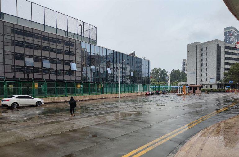 盐田沙头角厂房310平，有消防喷淋采光充足，适合各种生产办公