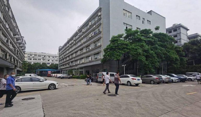 500起租南山地铁口厂房出租5000带装修实际面积过环评