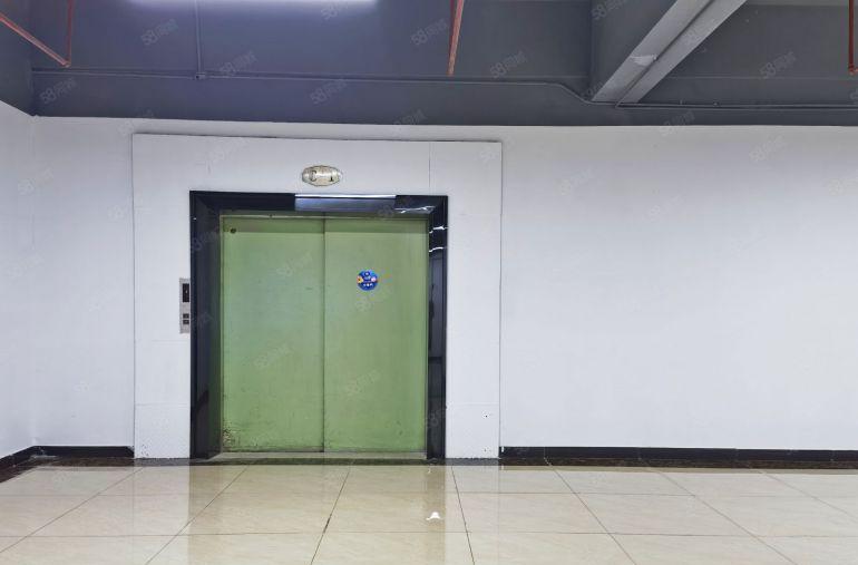 特价26元，西丽13号线地铁站 6000平厂房分租145平起