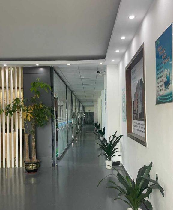 宝安沙井新桥厂房直租，独门独栋独院，有停车位，新装修，位置好