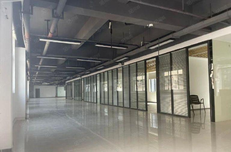 西丽红本办公厂房700平方带装修，水电到位。