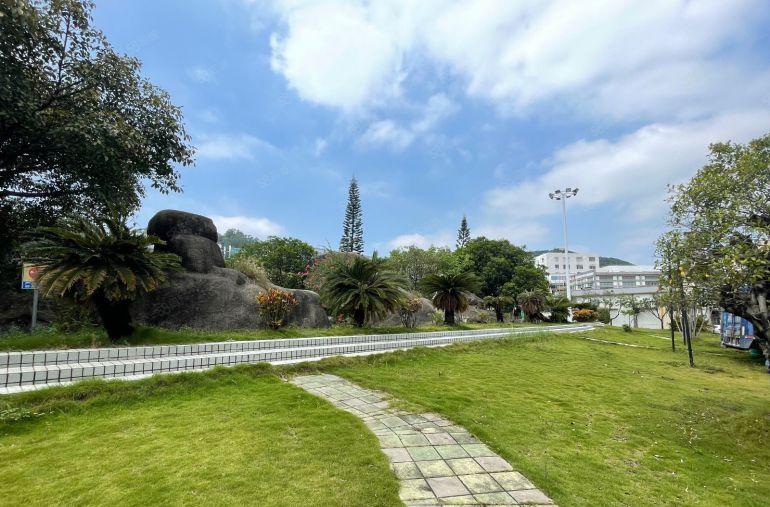 南山西丽地铁口独门独院1000平精装修厂房办公室出租赠送顶楼