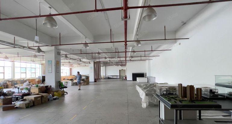 一楼1470平 层高6米 无行业限制 随时可用紧邻沙河西路